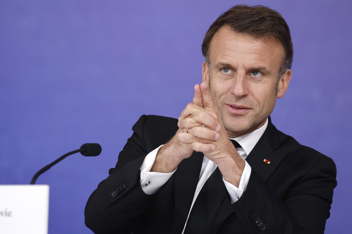 Inserito l’aborto in Costituzione, Macron passa all’utero in affitto