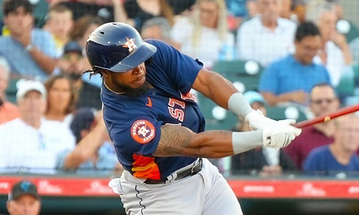 Houston Astros trade Corey Julks to the White Sox