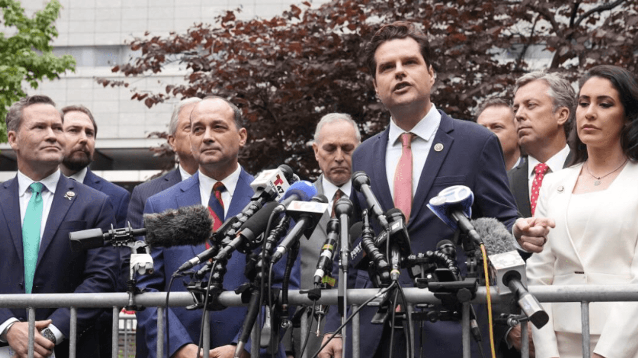 Sucking Up: House Republicans Want To Give Trump A Gold Medal