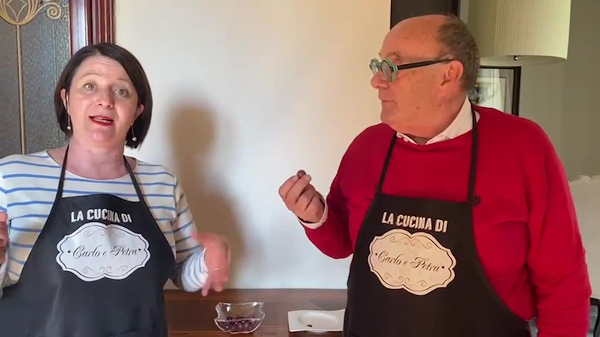 Le pillole di galateo di Petra e Carlo: il rebus delle olive