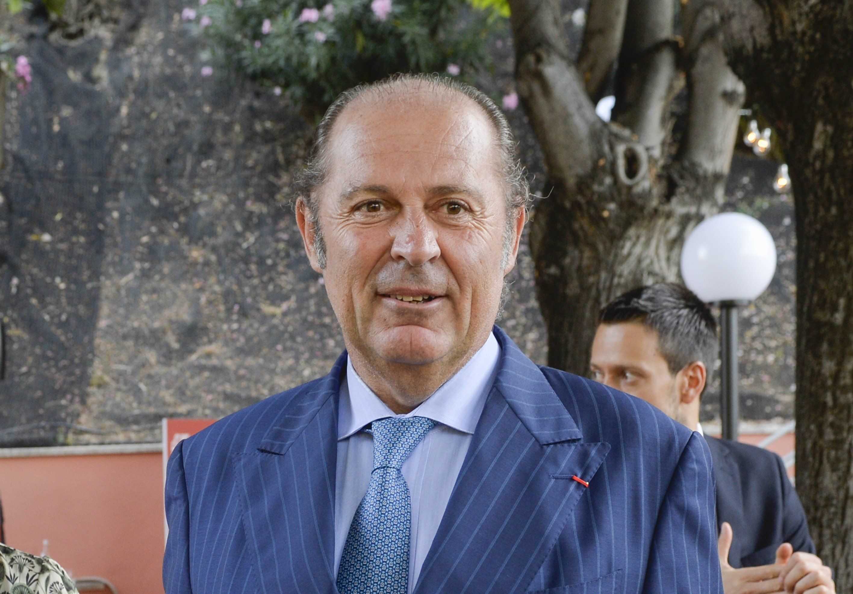 Per Generali premi lordi a +21,4%. «Nel 2024 basta con lo shopping»