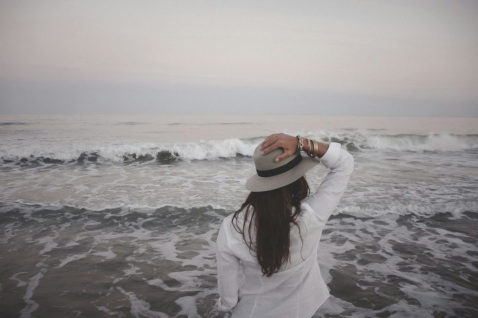 Woman's video of seeing the ocean for the very first time is a pure viral celebration