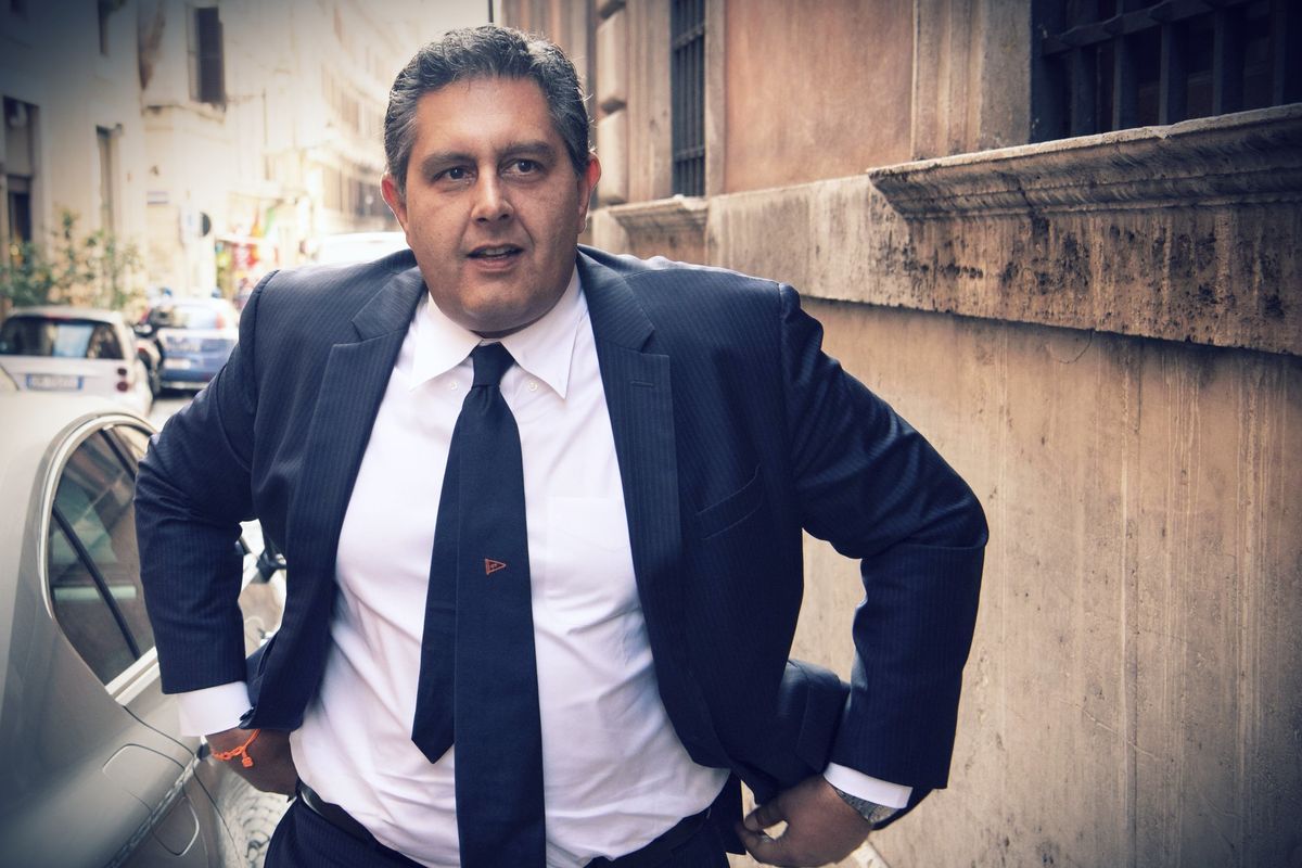 Che tempismo i giudici di Genova: «Arrestate Toti prima delle elezioni»