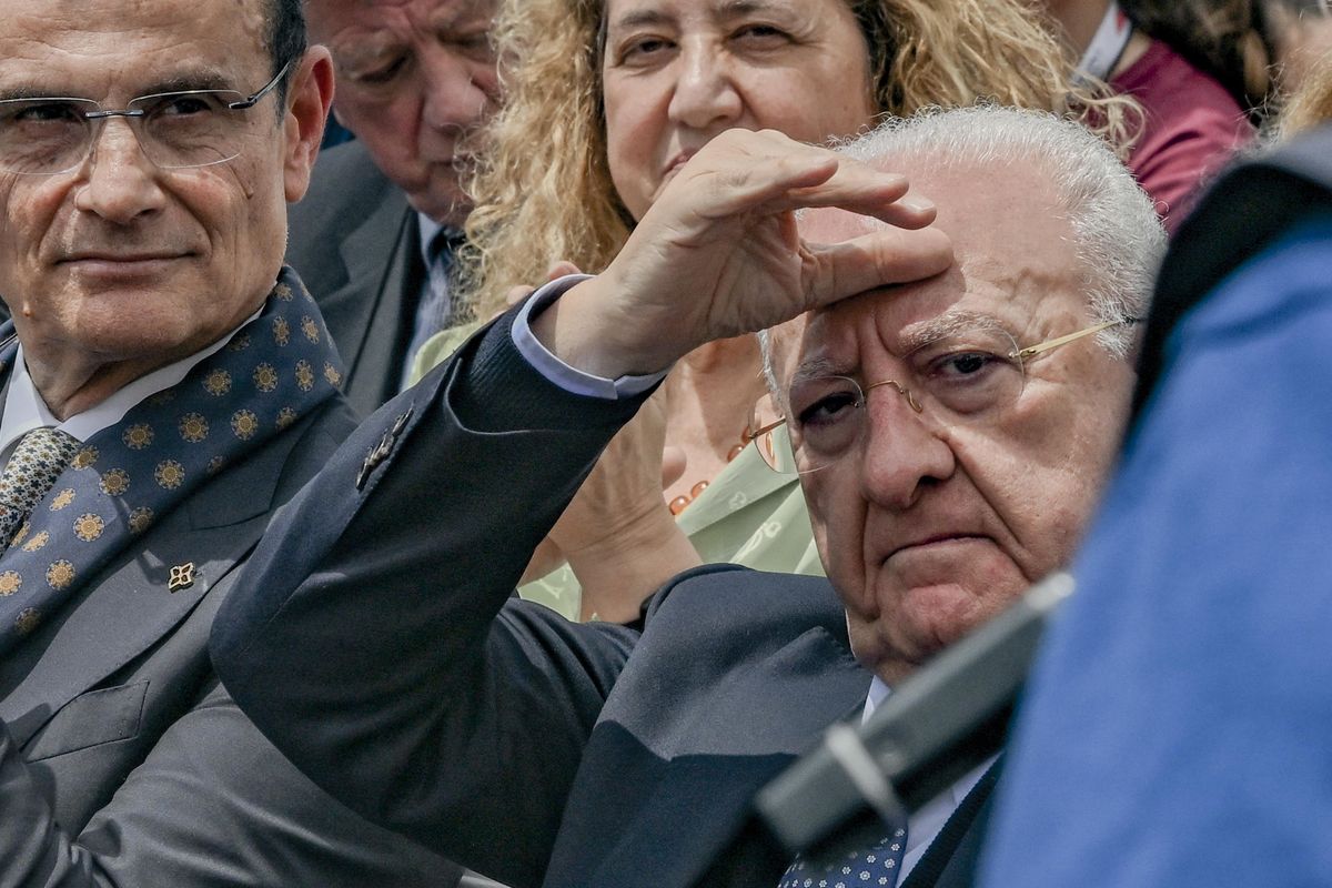 Caro De Luca, faccia il comico a tempo pieno