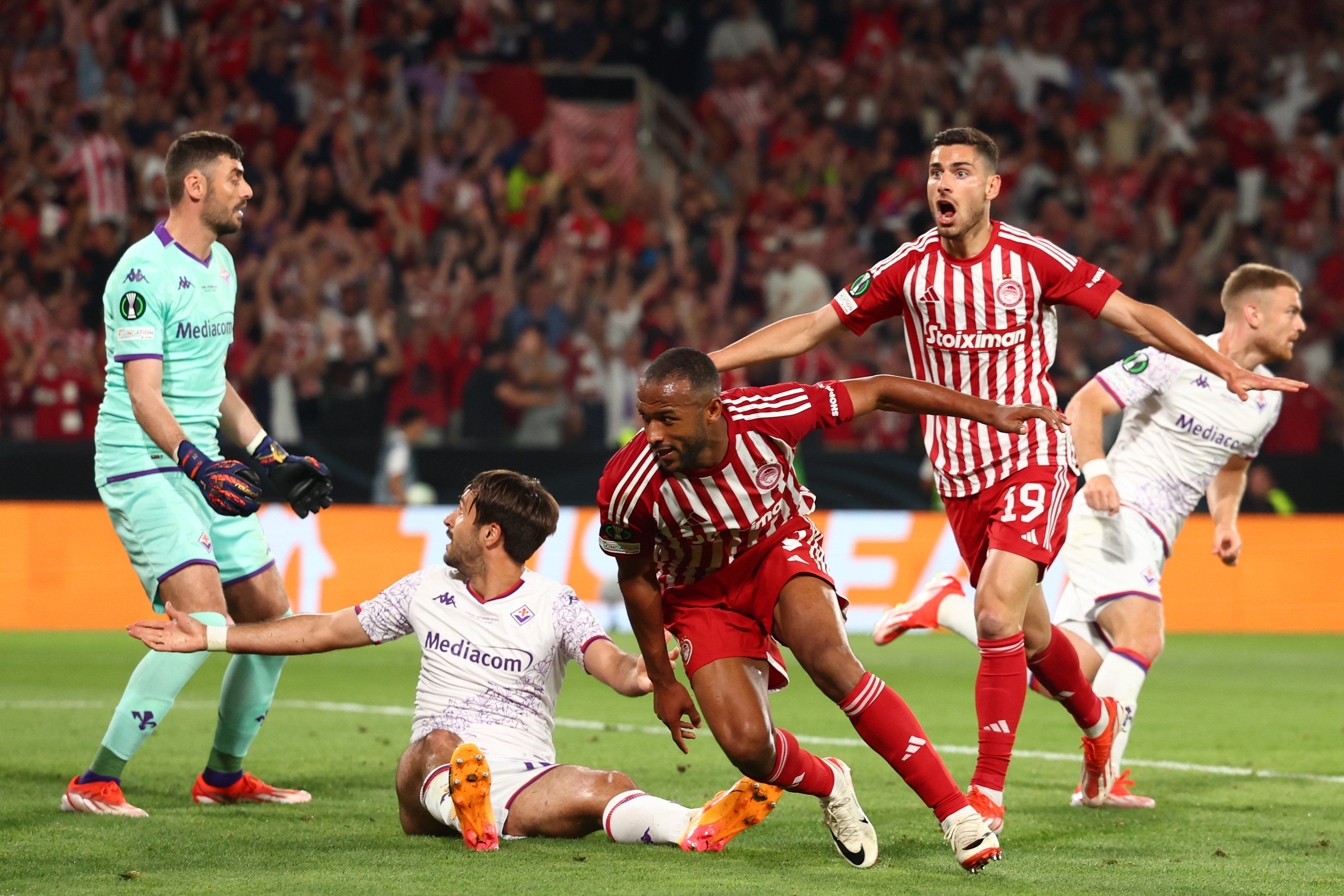 Finali stregate per la Fiorentina. Ad Atene trionfa l’Olympiacos