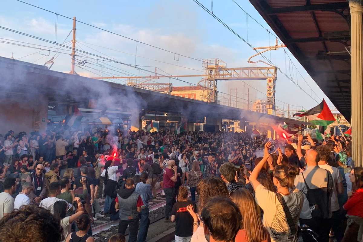 Vandalismo per far parlare di sé. Modello green per i pro Palestina