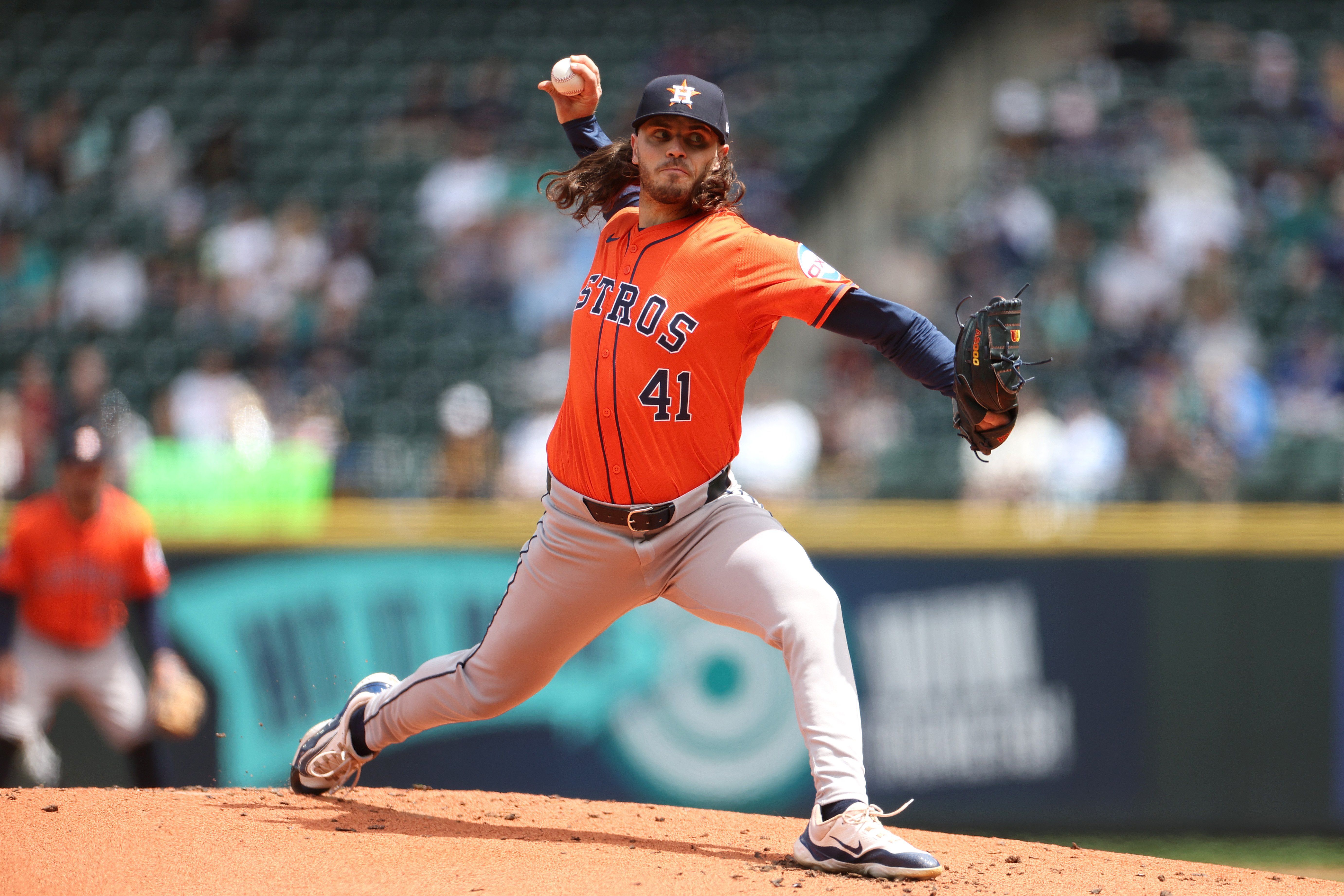 Arrighetti deals, Astros defeat Mariners to avoid series sweep