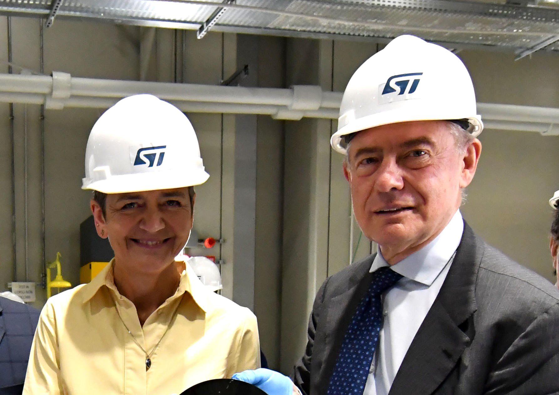 Via libera dell’Europa ai 2 miliardi dell’Italia per i super chip Stm