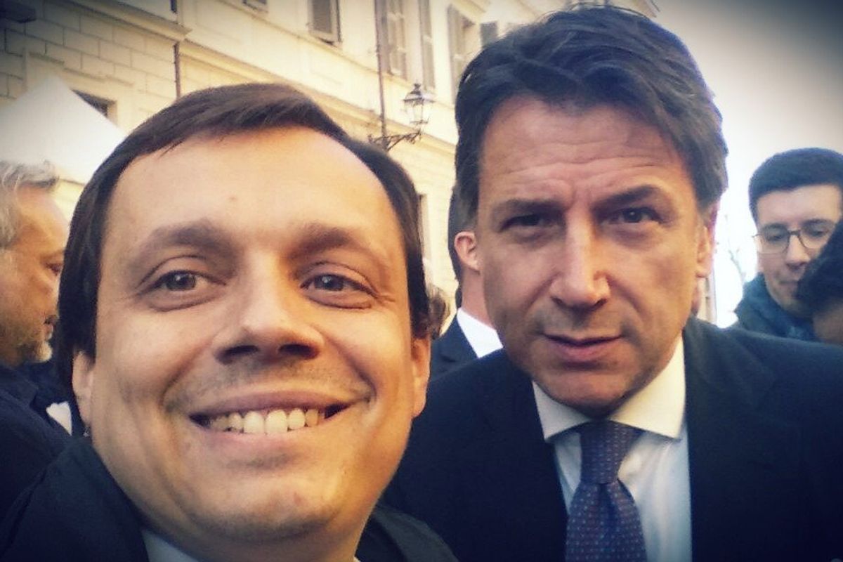 «Truffa sui fondi alle sue imprese». Salta il candidato grillino indagato