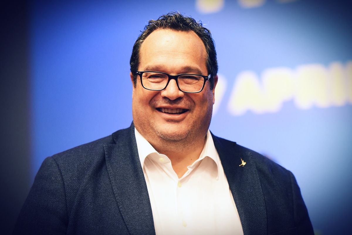 «Qualcuno mi ha rubato l’identità per aprire una società a Londra»