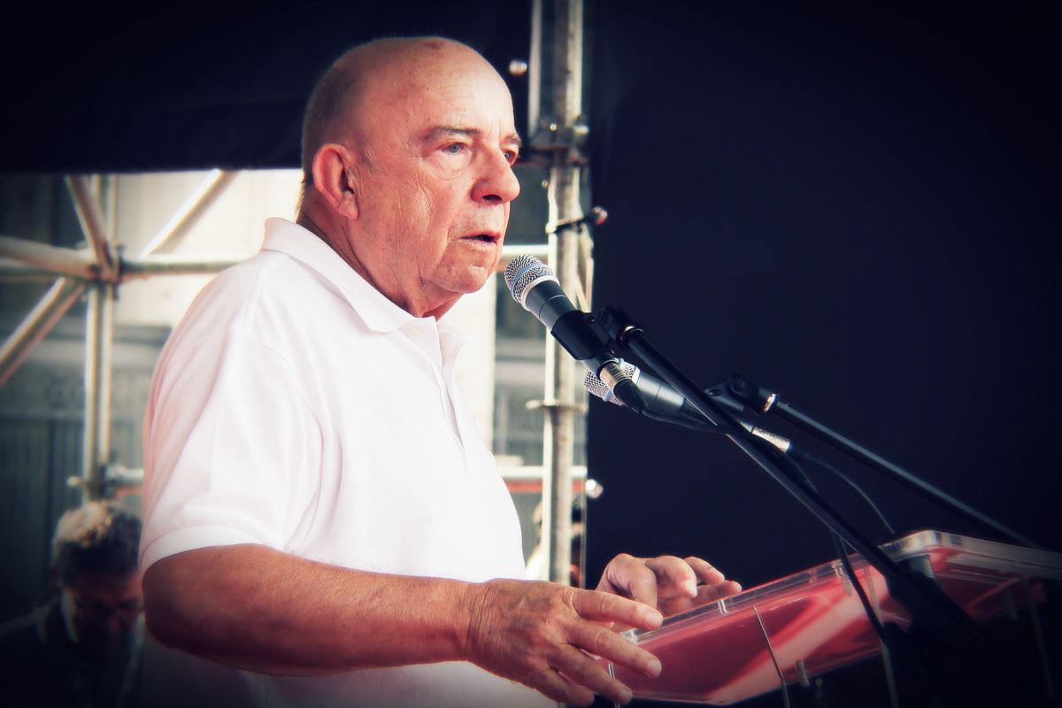 Denunciano le dittature inesistenti ma supportarono gli abusi veri