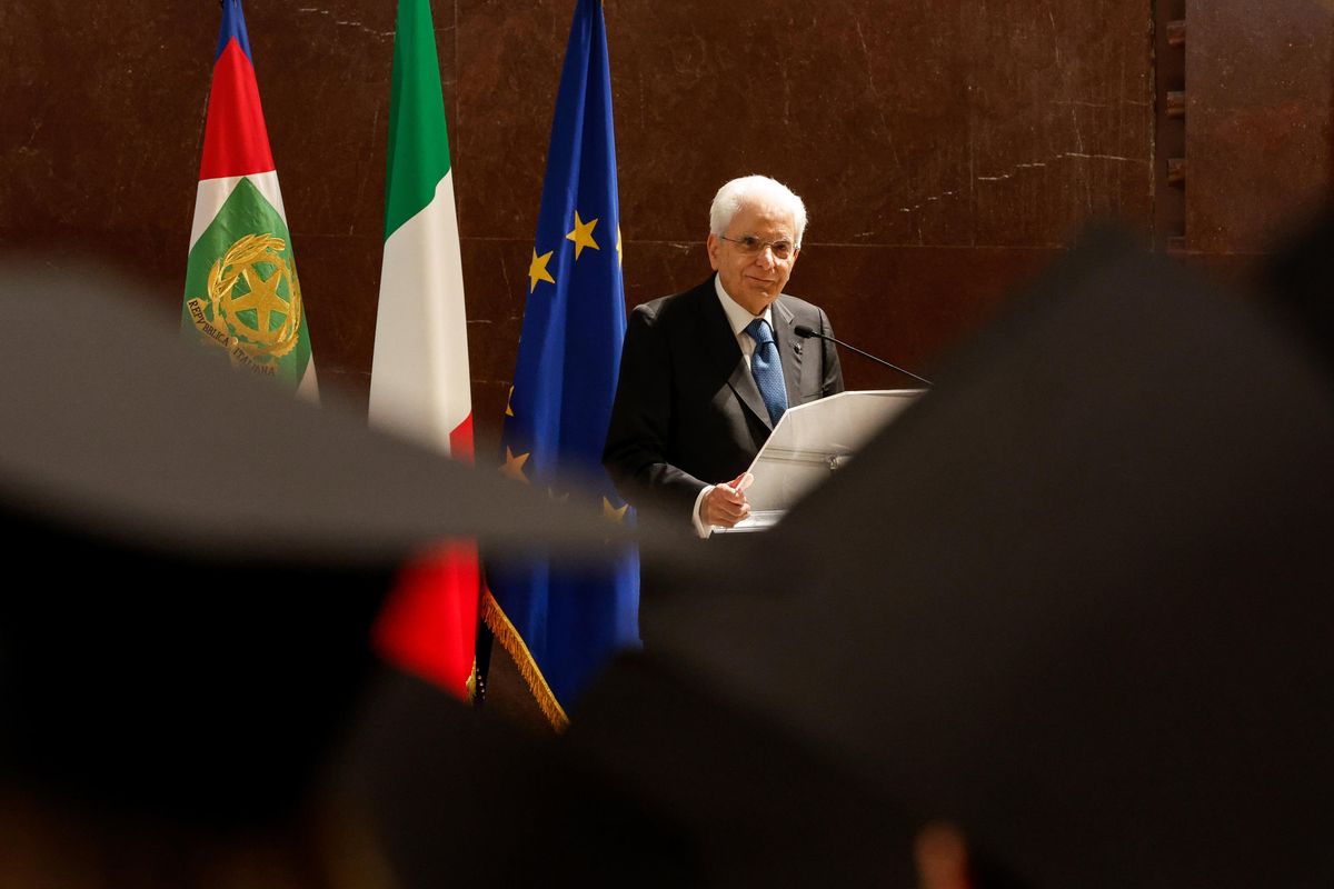 Giallo Mattarella per i 50 anni della Consob