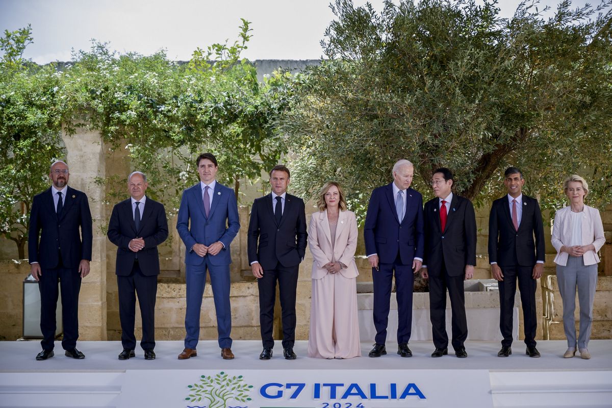 La sinistra crea la «Bestia» per non sparire
