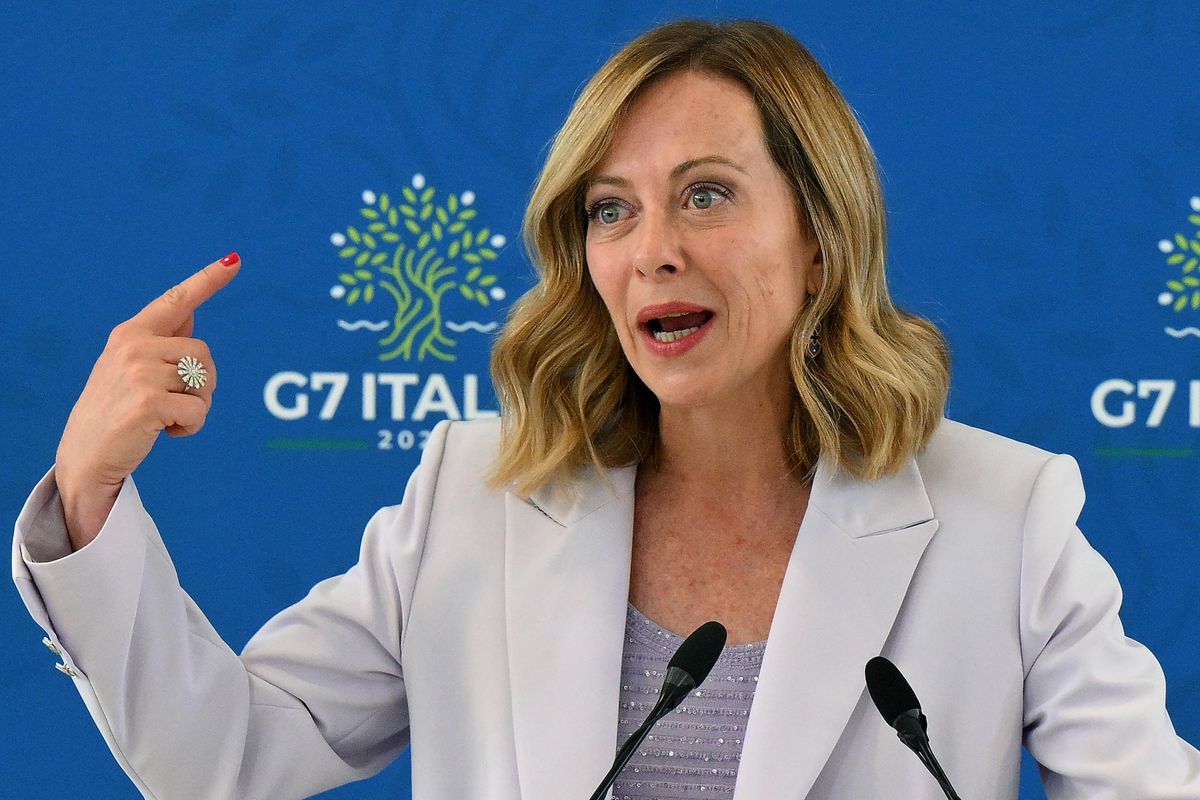 Meloni rivendica il successo del summit e pungola l’Ue: «Riconosca il nostro ruolo»