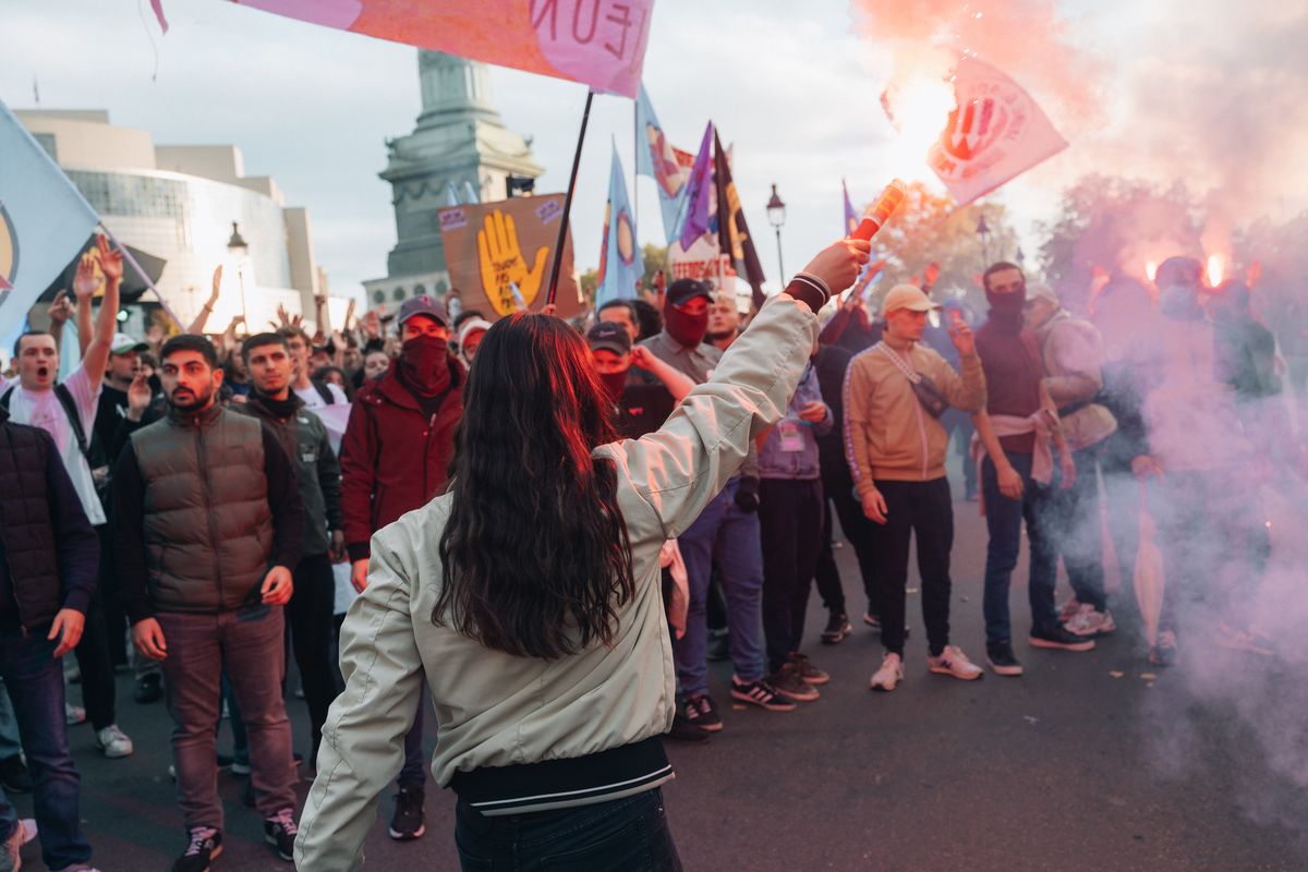 Anti Le Pen uniti in piazza ma divisi su tutto