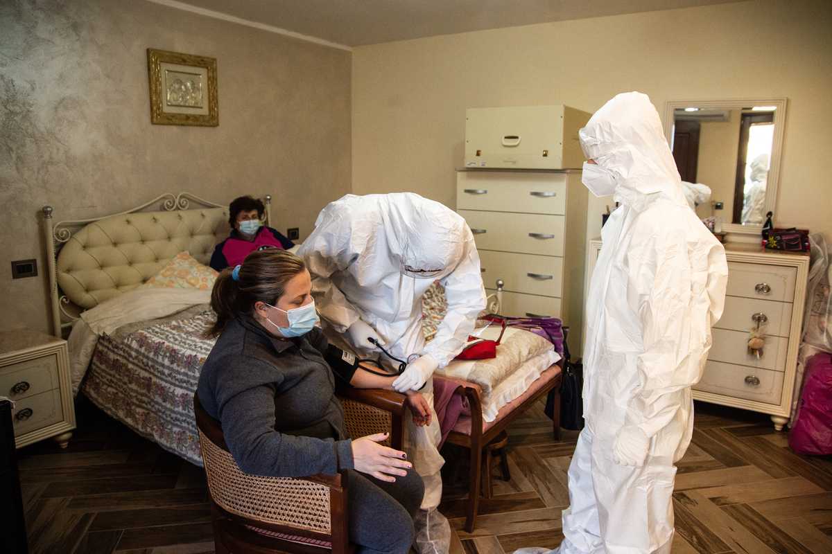 Pur di attaccare il governo Meloni la sinistra scopre le cure domiciliari