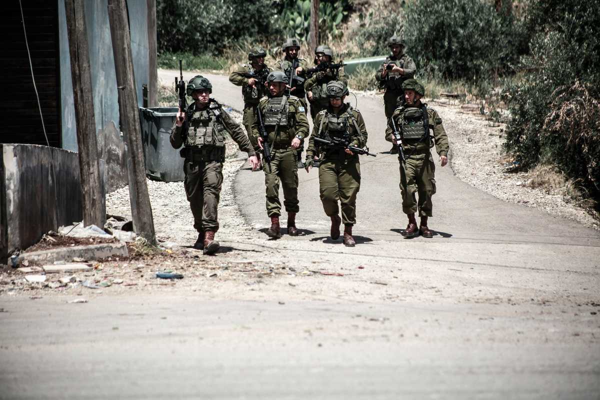 «L’Idf sapeva i piani di Hamas ma non agì». Scontri e arresti nei cortei contro Bibi