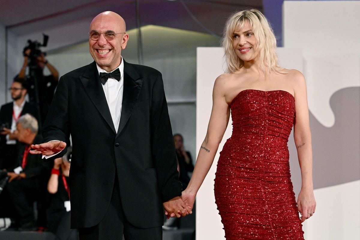 Botte radical chic tra Virzì e Ramazzotti. La crème del cinema devasta un ristorante