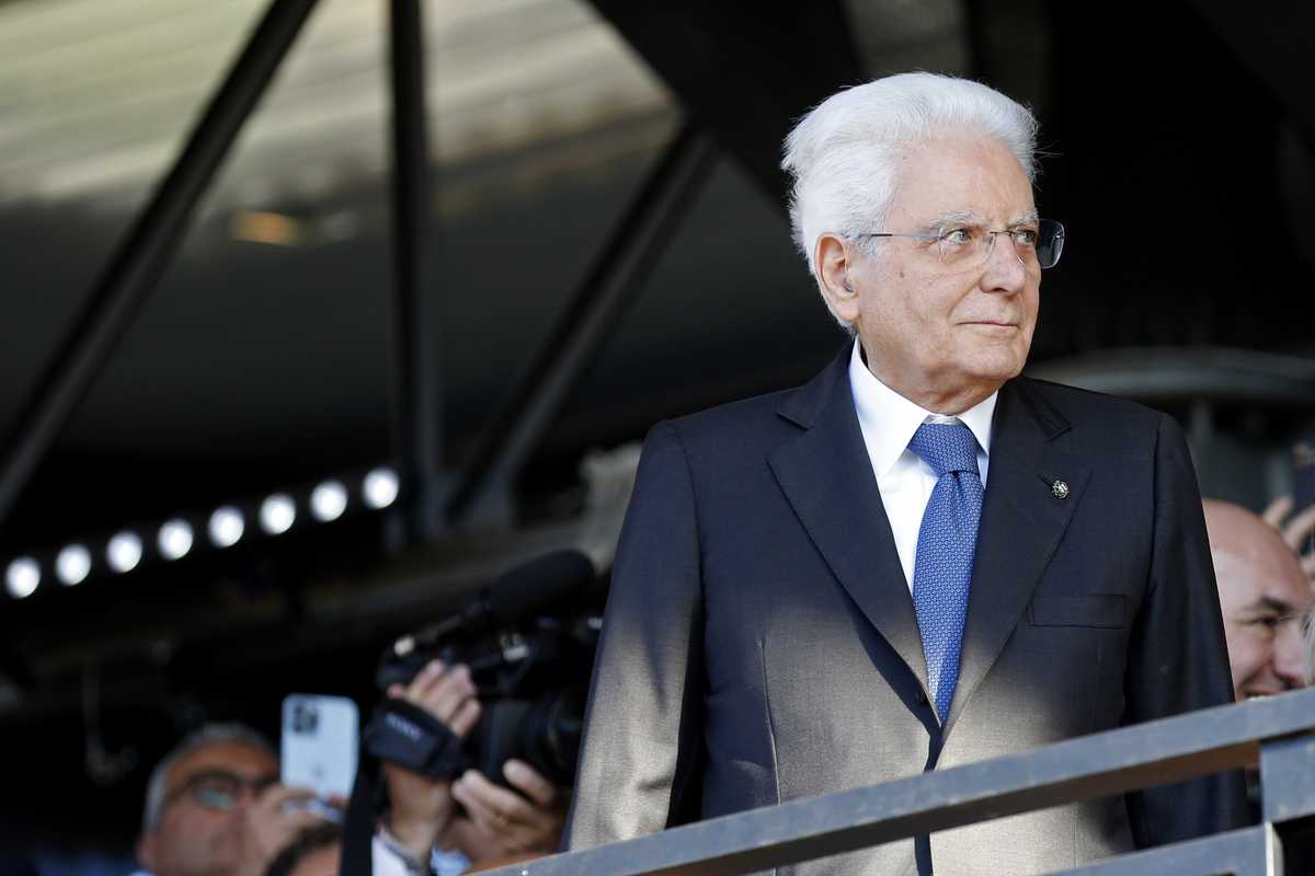 Il Colle parla di fake news per zittire i dissensi