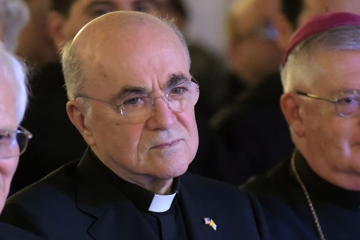 Il Papa processa Viganò: «Scisma»