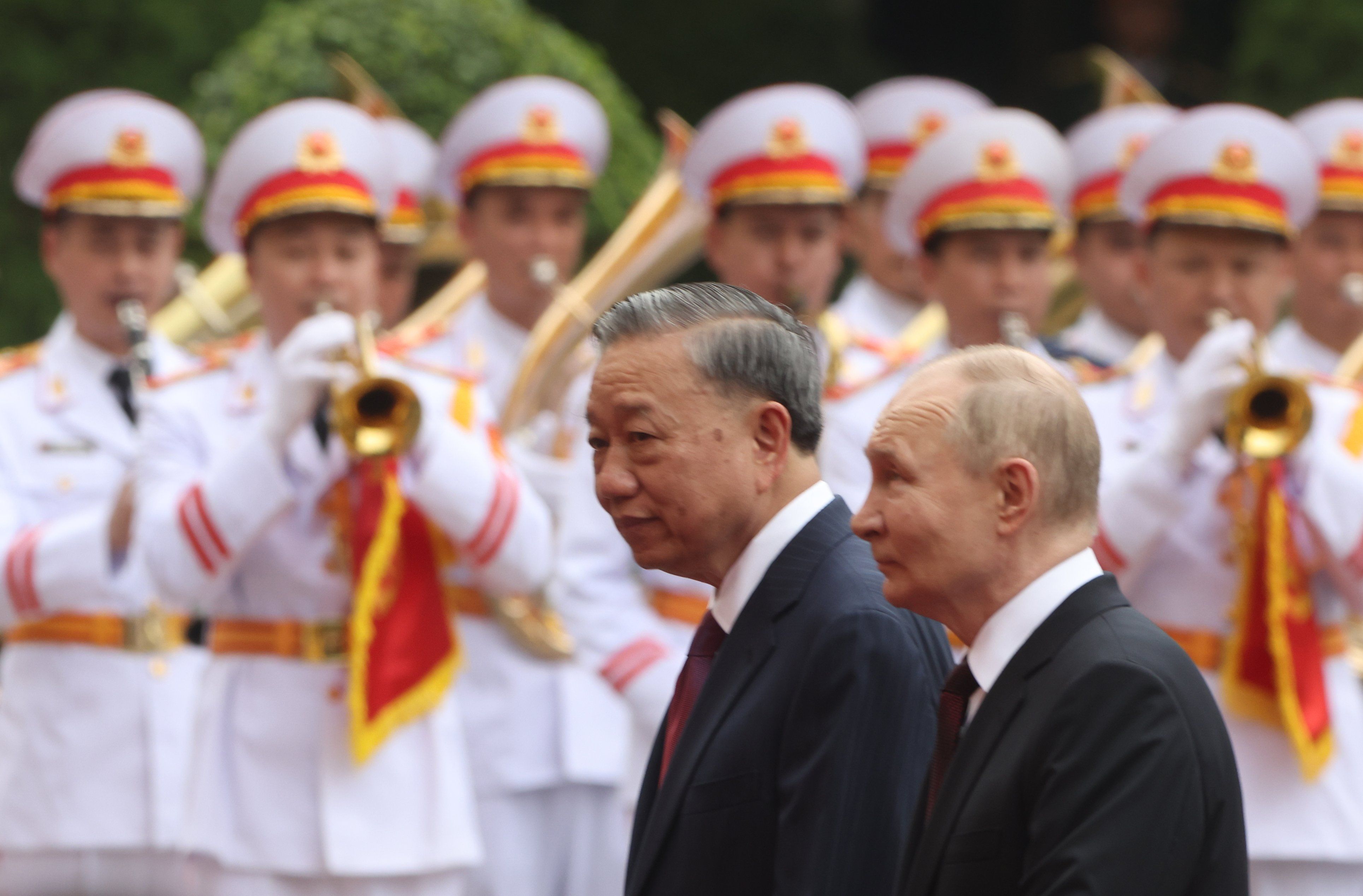 La Russia ritorna dai vecchi amici. Dopo la Corea del Nord, il Vietnam
