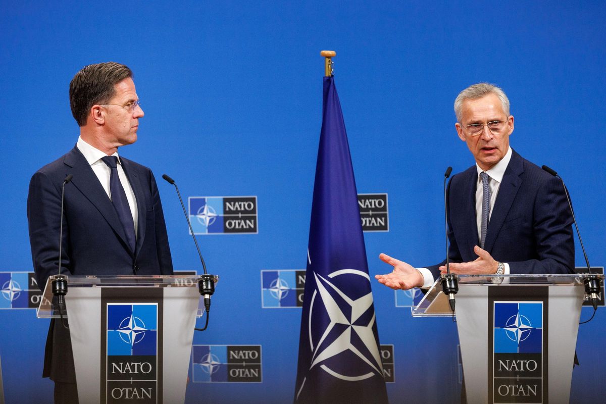 Dalla padella di Stoltenberg alla brace di Rutte