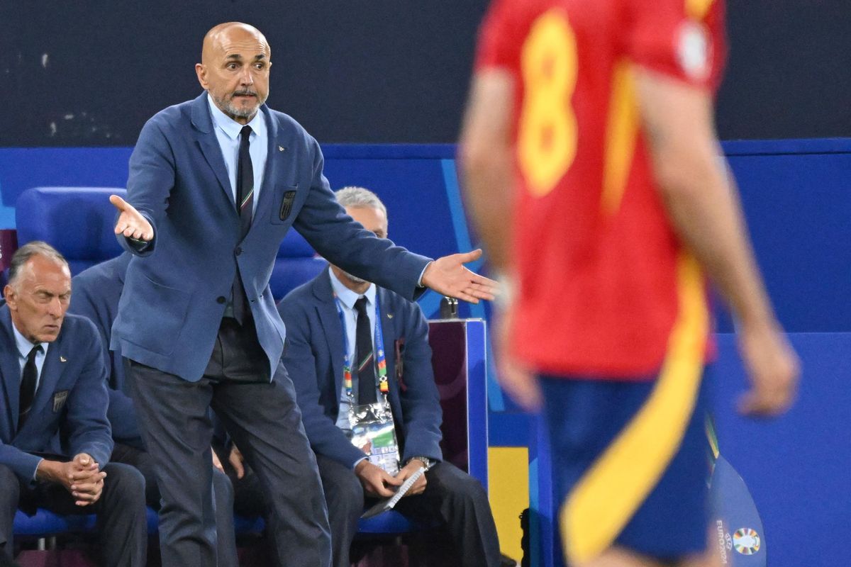 Smentite le balle dei cantori della tv. Questa Nazionale (ancora) non gira