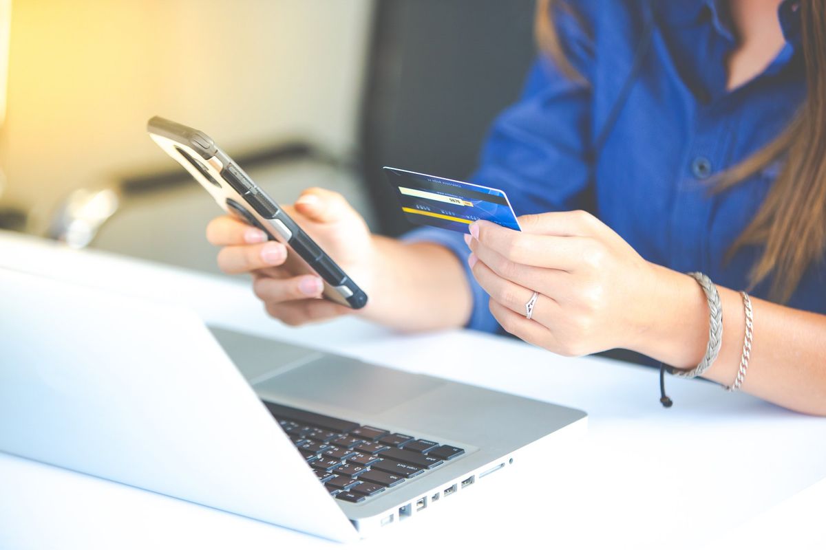 «La nuova truffa: con una sim clonata mi hanno ripulito il conto corrente»