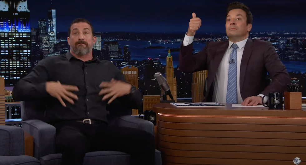 Andrew Huberman wows Jimmy Fallon with transformational stress hack on 'Tonight Show'