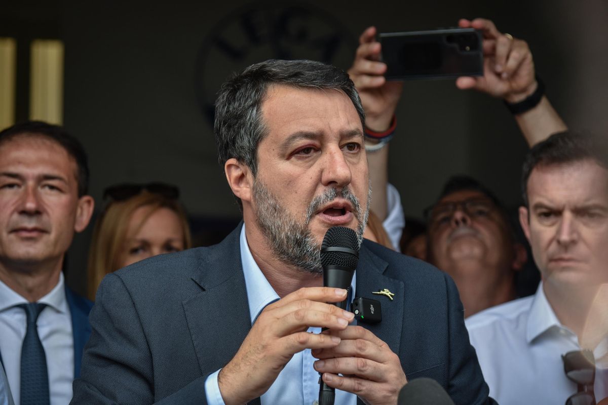 Scintille tattiche fra Lega e Fi su Macron