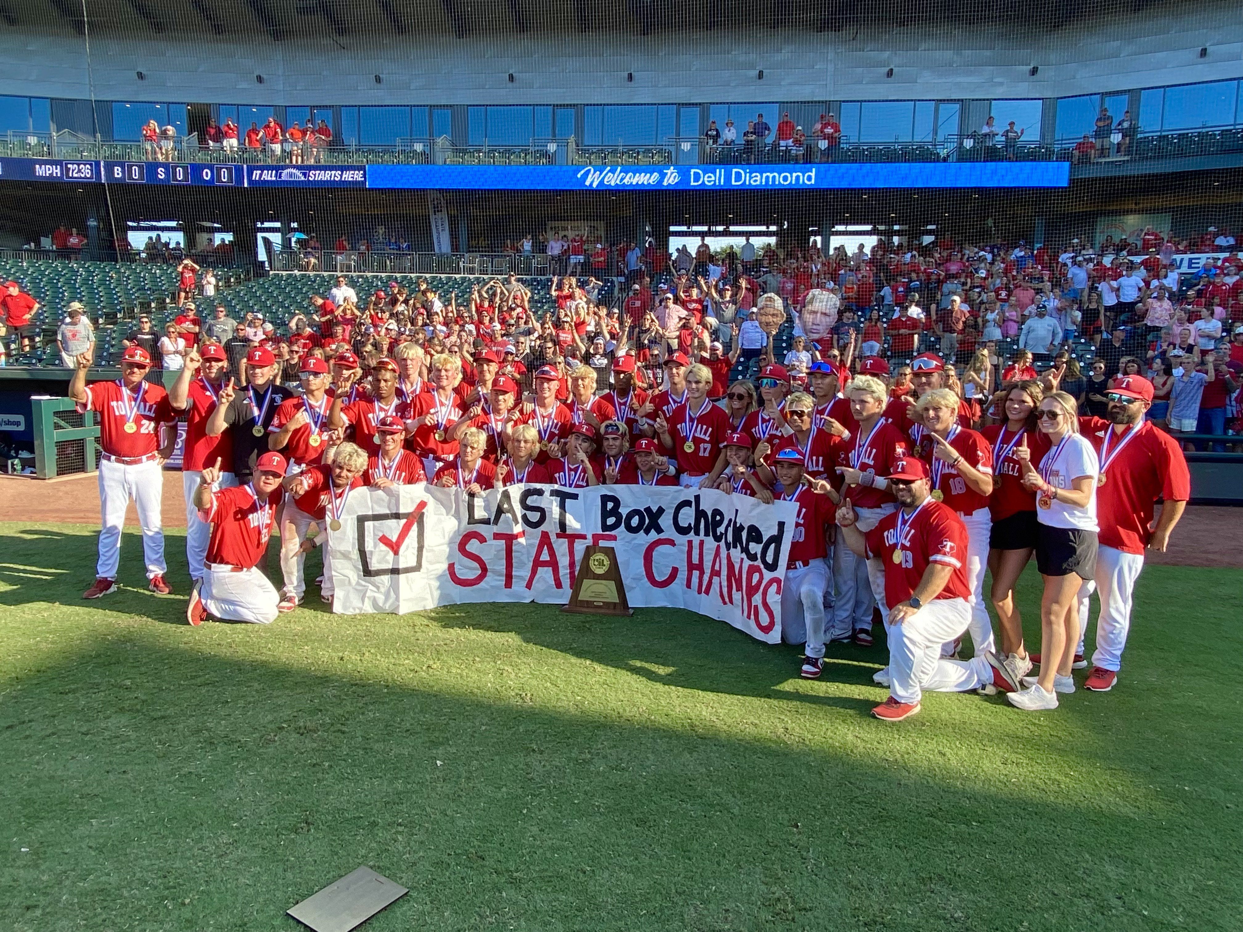 A NIGHT TO REMEMBER: Tomball caps off monumental year with the UIL-6A State Title