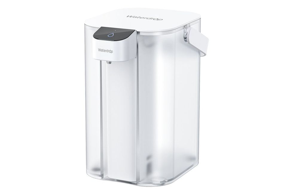 a product shot of Waterdrop Countertop Electric Water Filter Pitcher ED01W