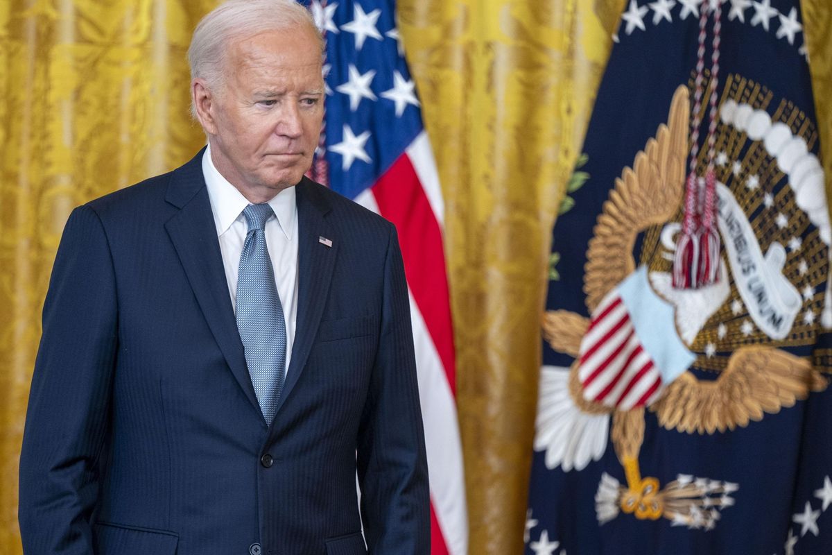 I governatori danno l’appoggio a Biden ma cresce la fronda per sostituirlo