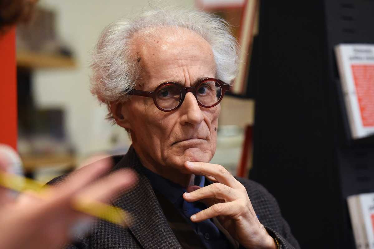 Caso Canfora, il coro anti Meloni si scorda del precedente Mattarella