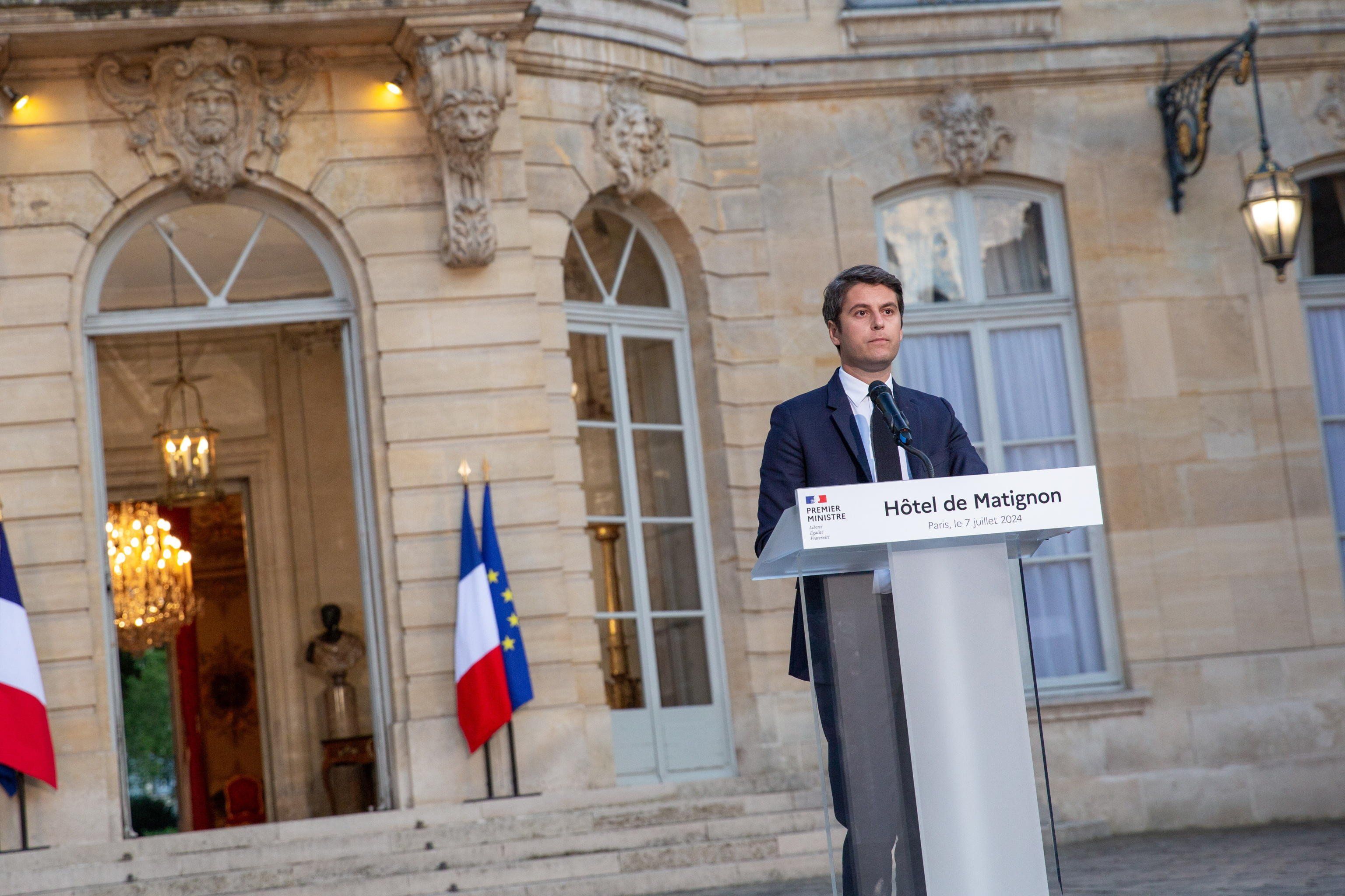 L’Eliseo congela le dimissioni di Attal aggrappandosi a stabilità e Olimpiadi