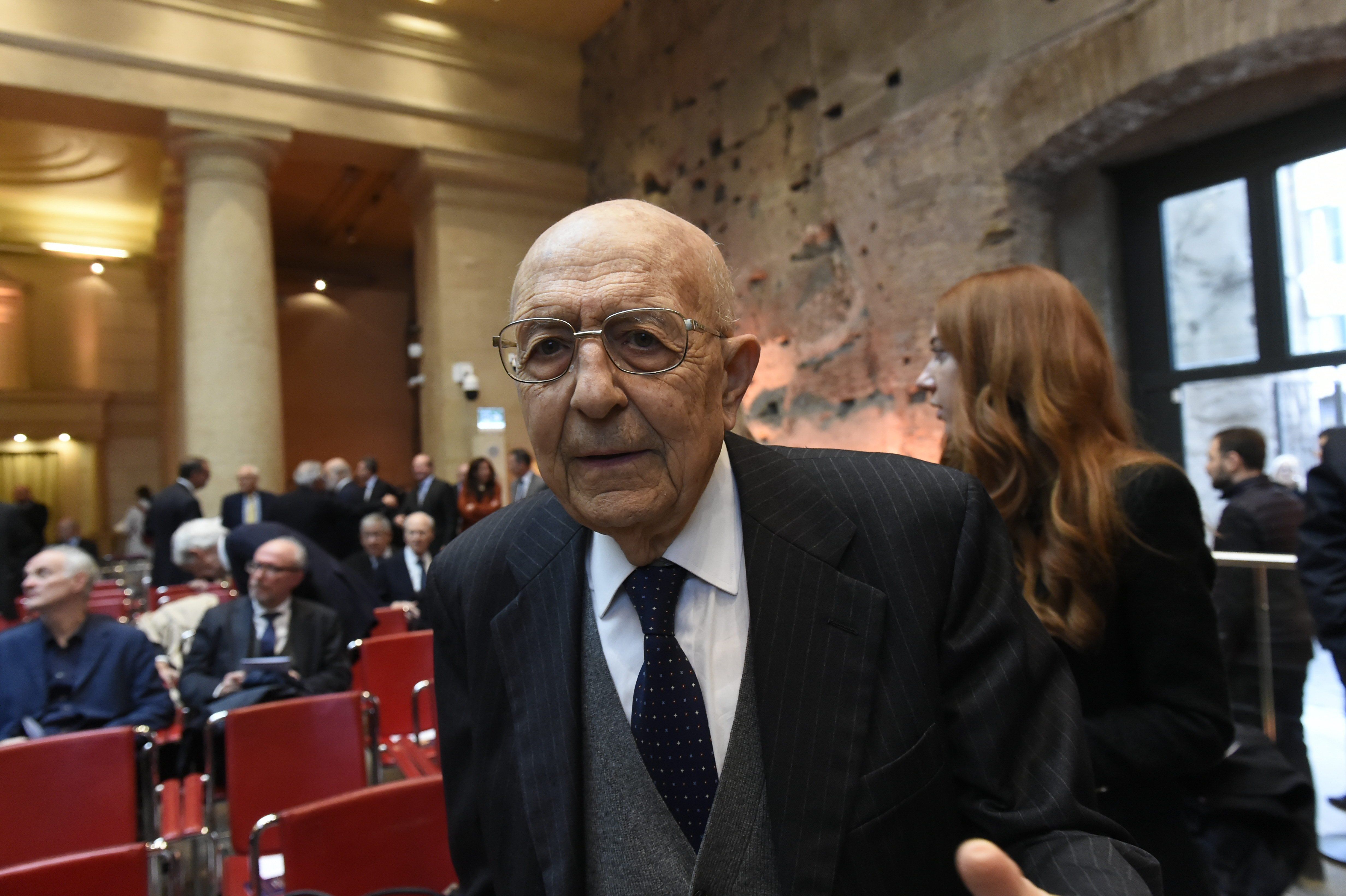 Domiciliari, Toti si affida a Cassese