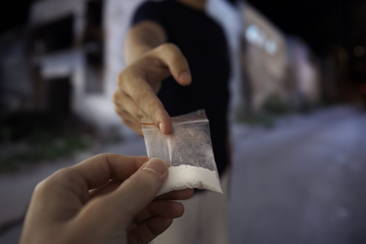 Allarme cocaina tra gli under 14. Boom di psicofarmaci tra le ragazze