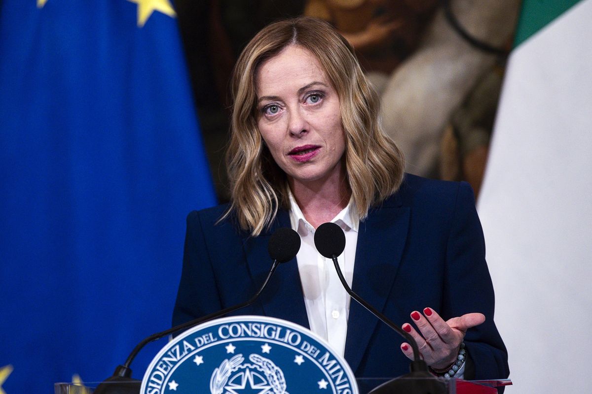 Elly si crede Sinner: «Vinto per 6-0». Siluro Giorgia: «Era meglio Occhetto»