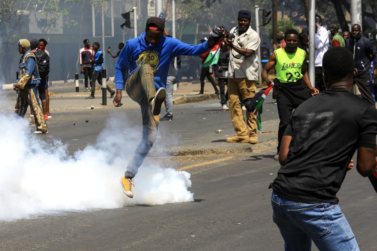 Sempre più tasse, il Kenya esplode