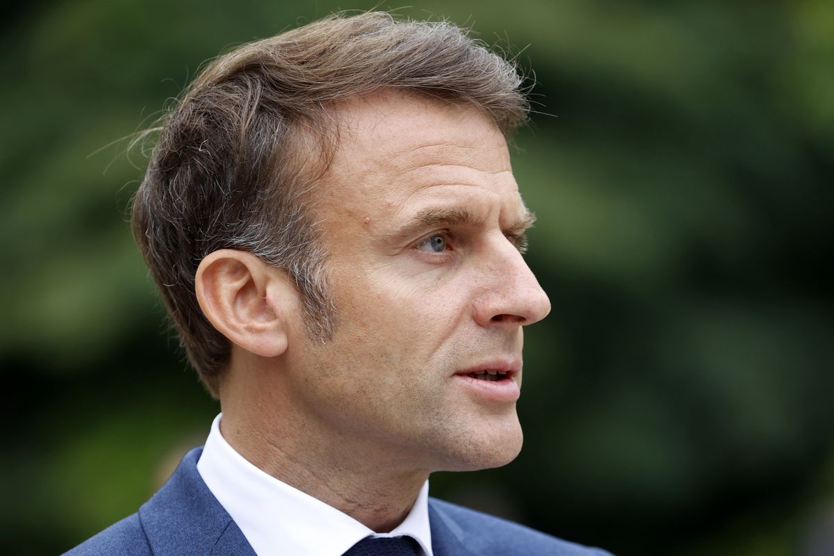 Ai mercati non piace il golpetto di Macron