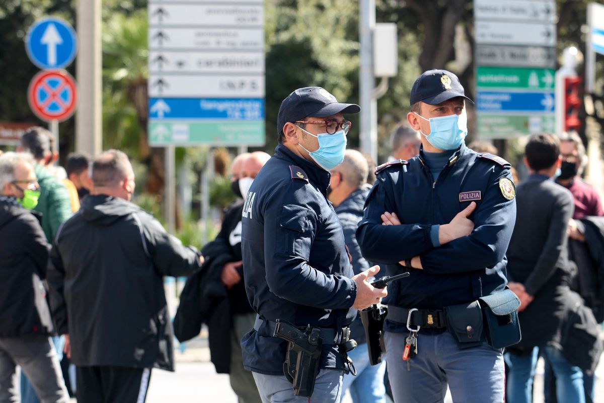 «Si indaghi sugli effetti avversi tra gli agenti»