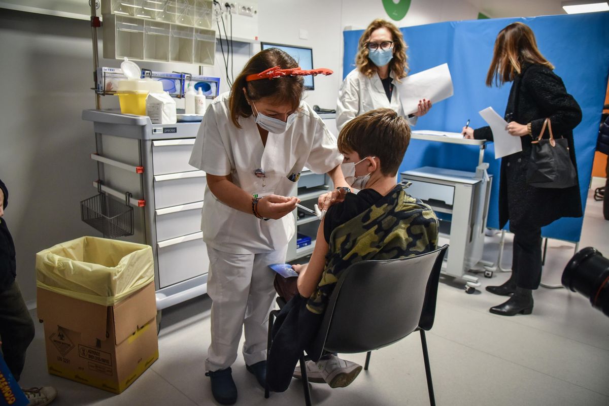 La bagarre sui vaccini fa slittare la decisione sullo stop all’obbligo