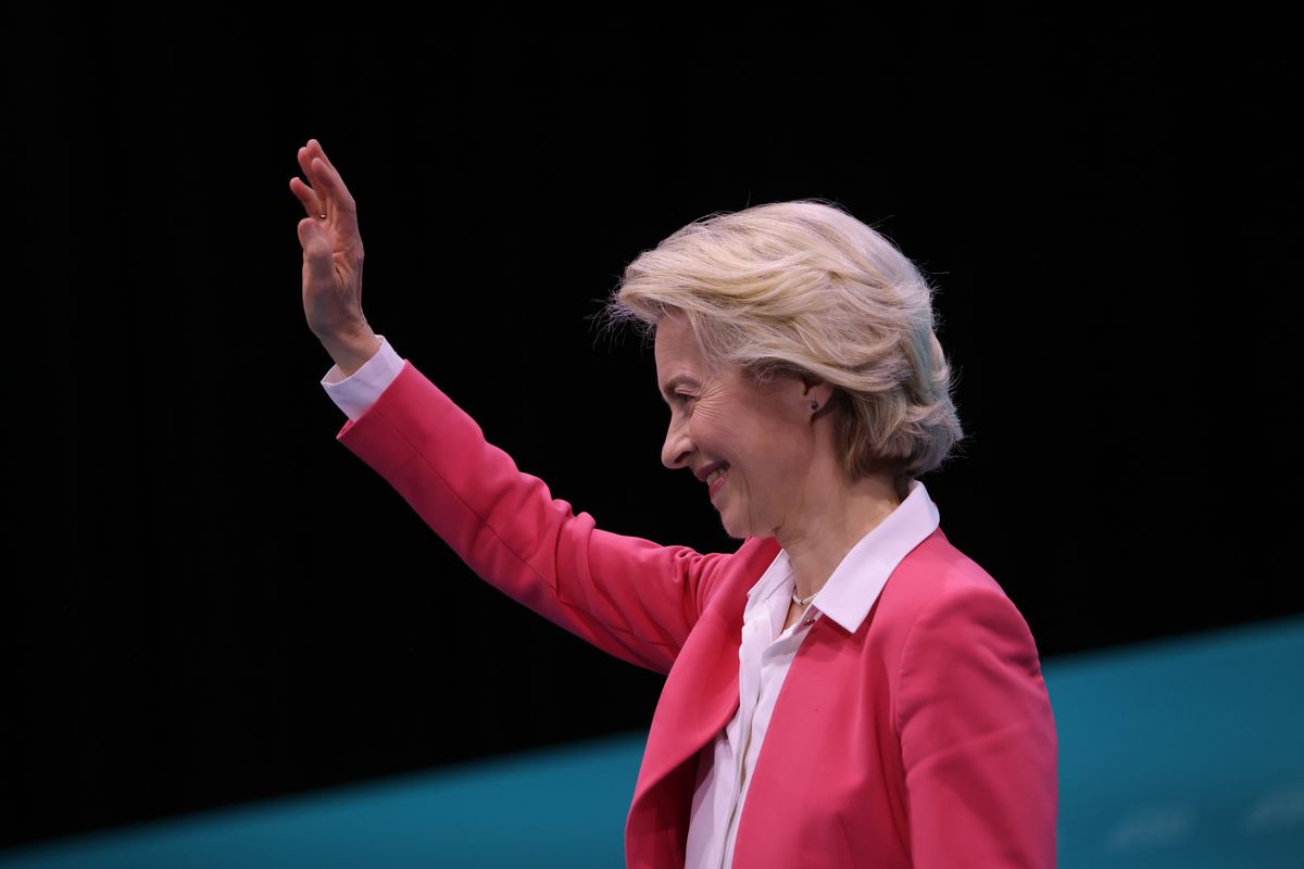 La Von der Leyen tutta a sinistra. I meloniani: così non la votiamo