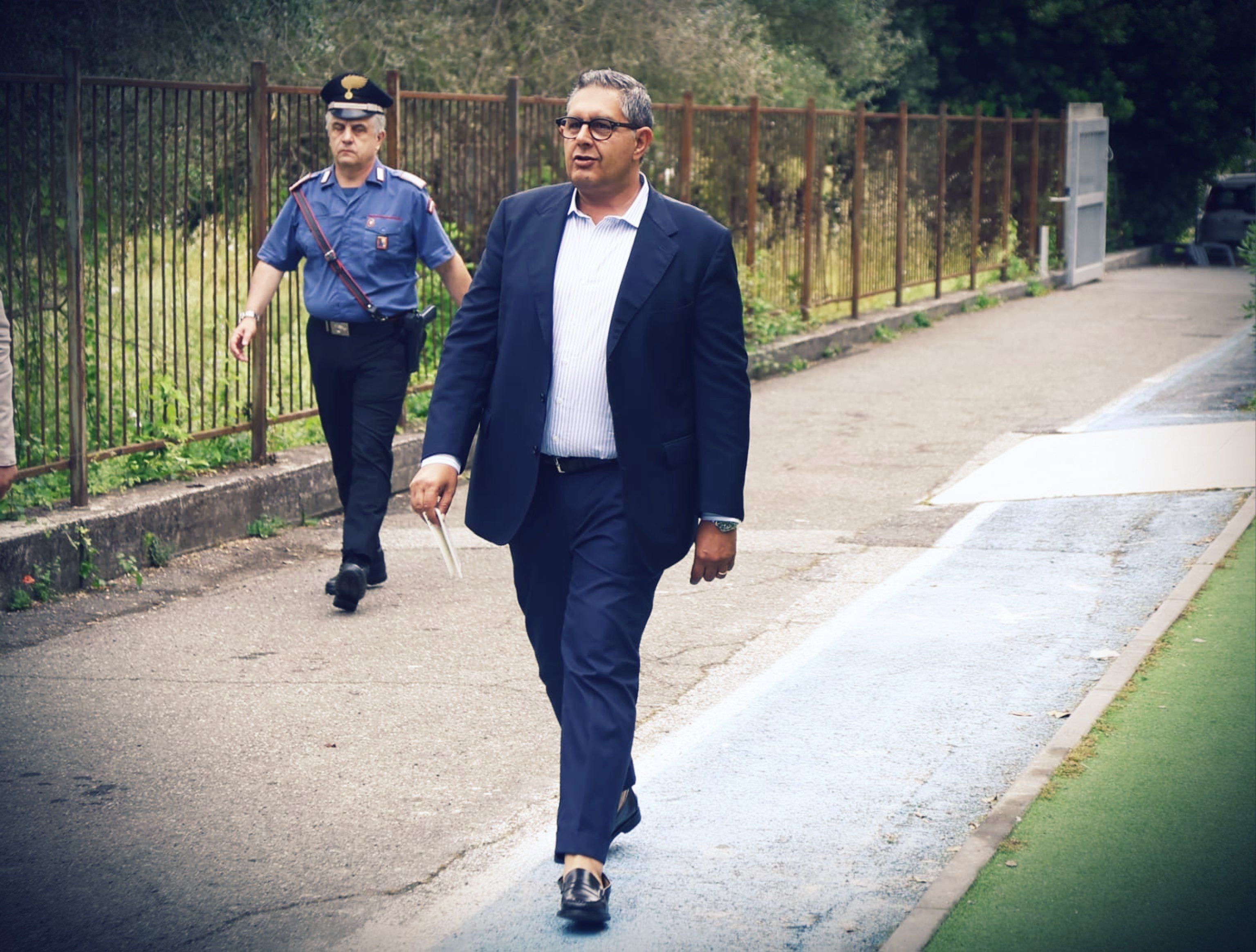 Il Riesame lascia Toti ai domiciliari: «Non ha capito la gravità dei fatti»