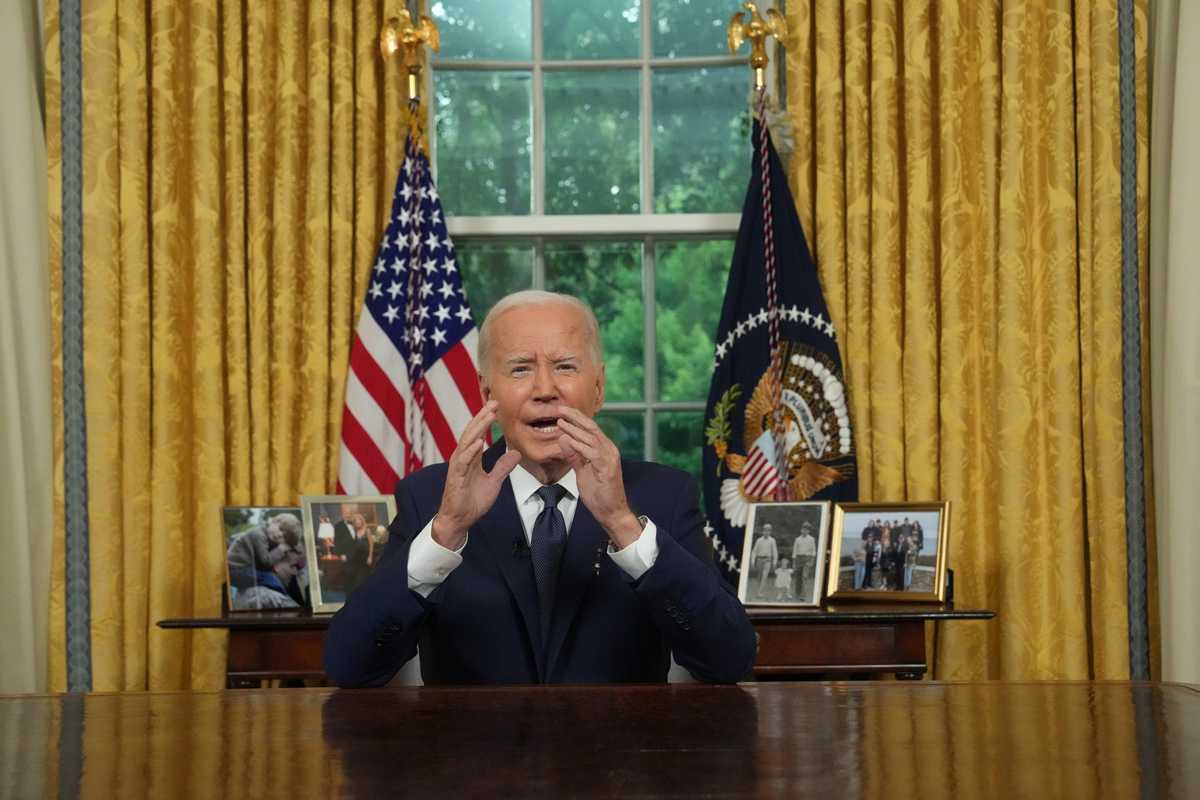 Biden predica calma. Ma ai donatori diceva che l’avversario era «un bersaglio»