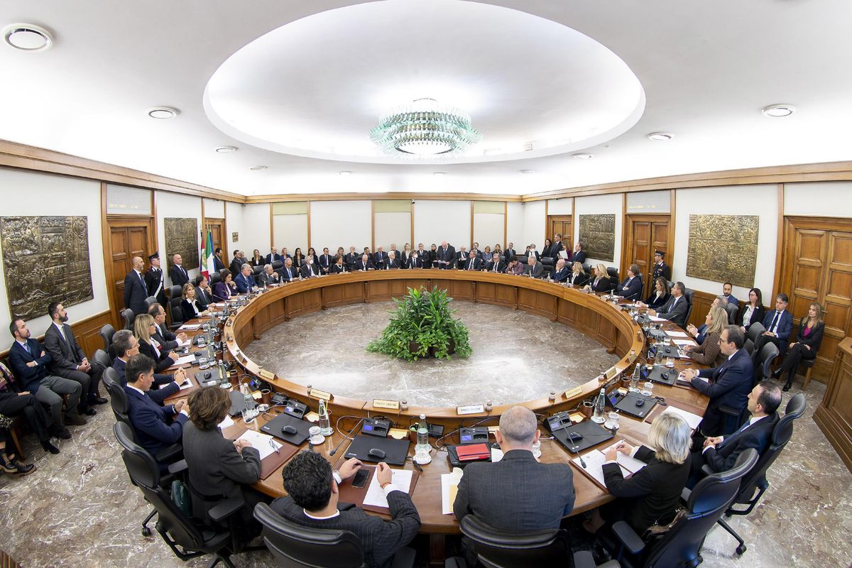 Le correnti e la sinistra tengono ancora in ostaggio la magistratura