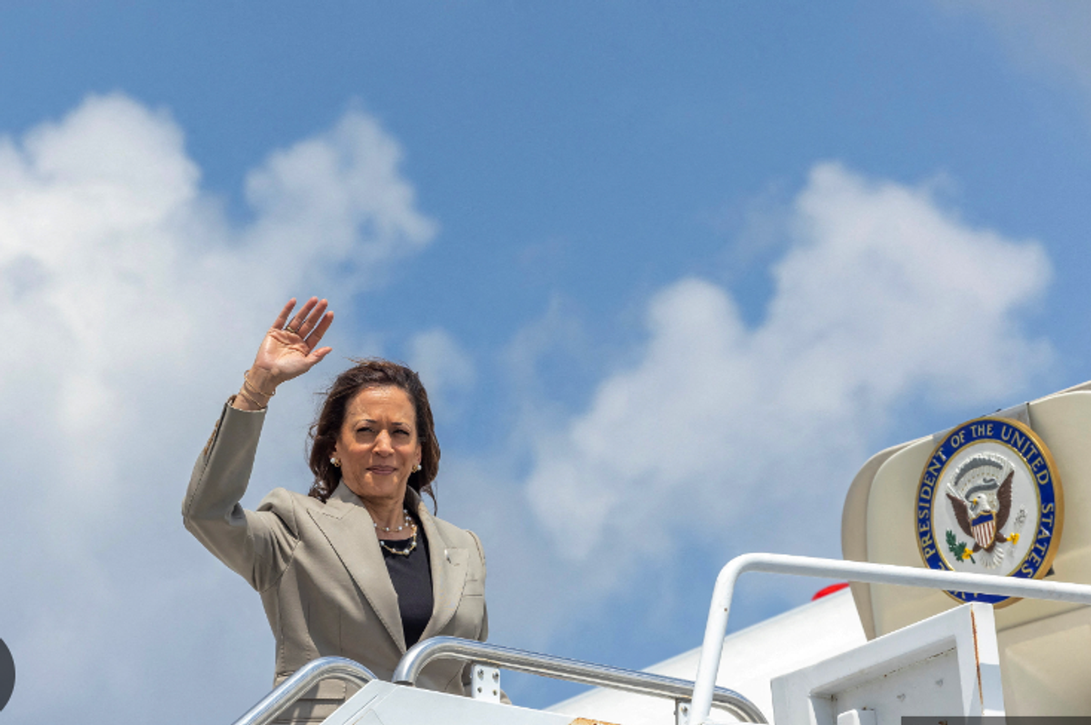 Overwhelming Delegate Support Locks Democratic Nomination For Harris