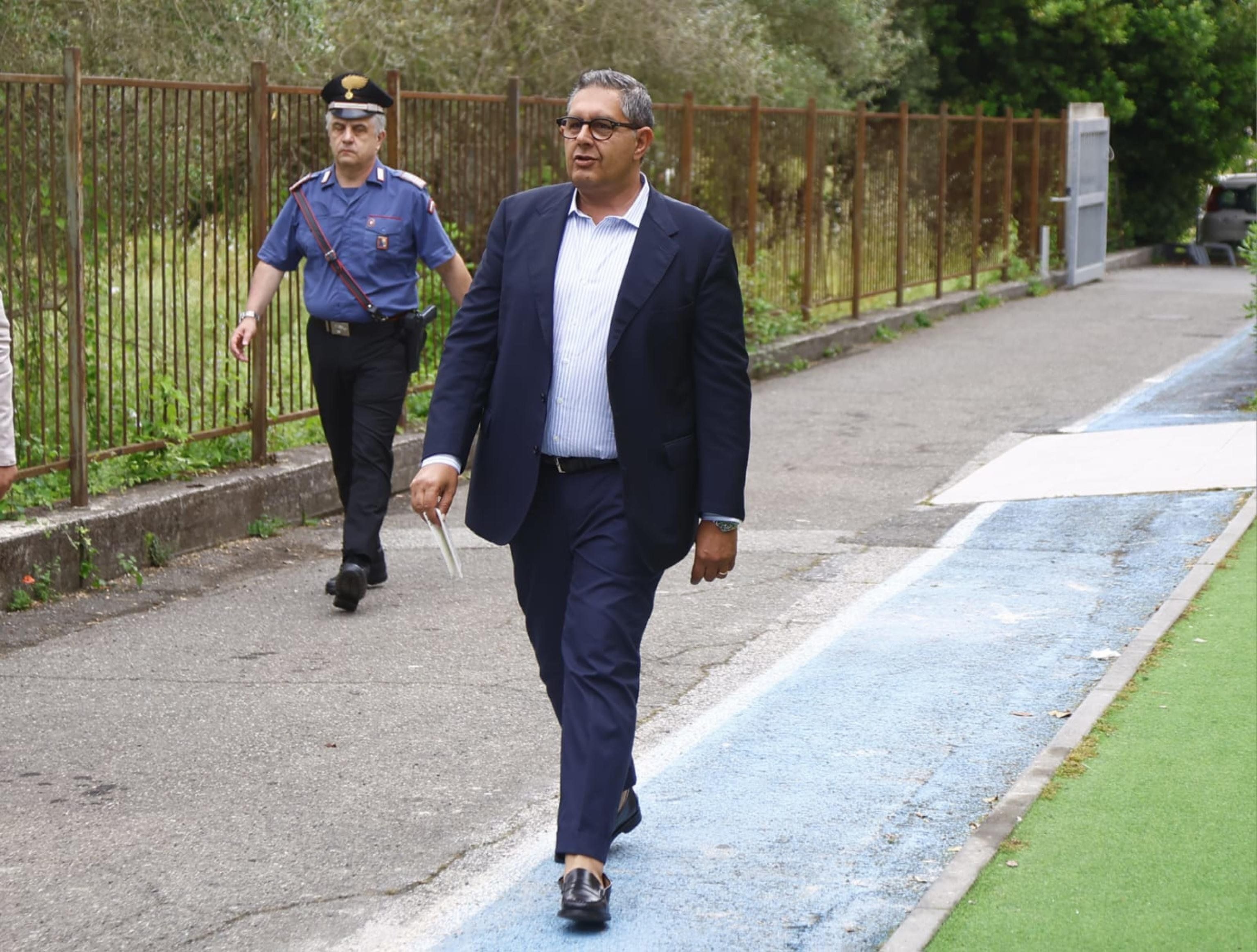 «Toti, il governatore migliore».  Ma oggi lascia, vinto dai giudici