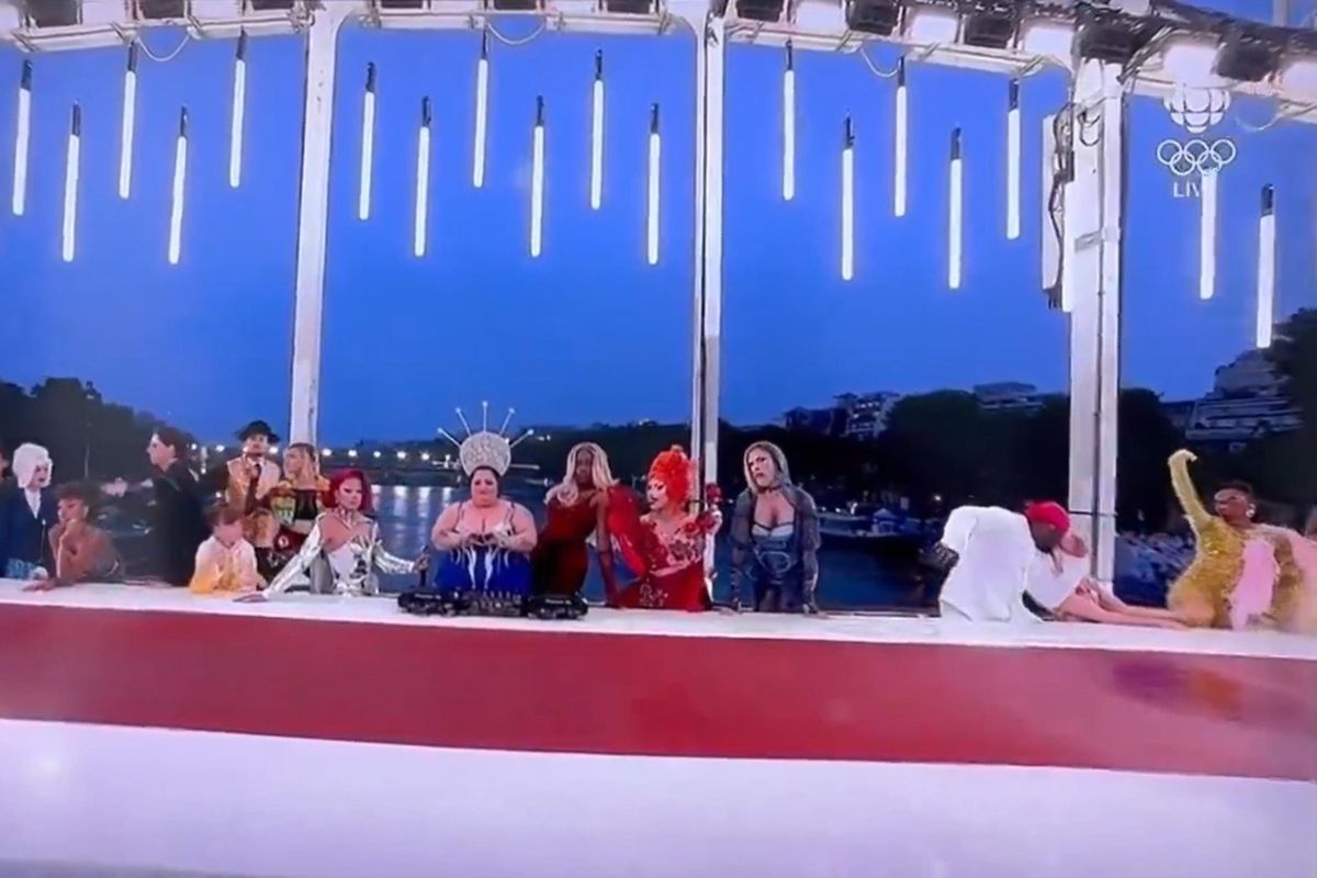 L’Ultima Cena transgender è un caso politico. L’ira dei vescovi francesi