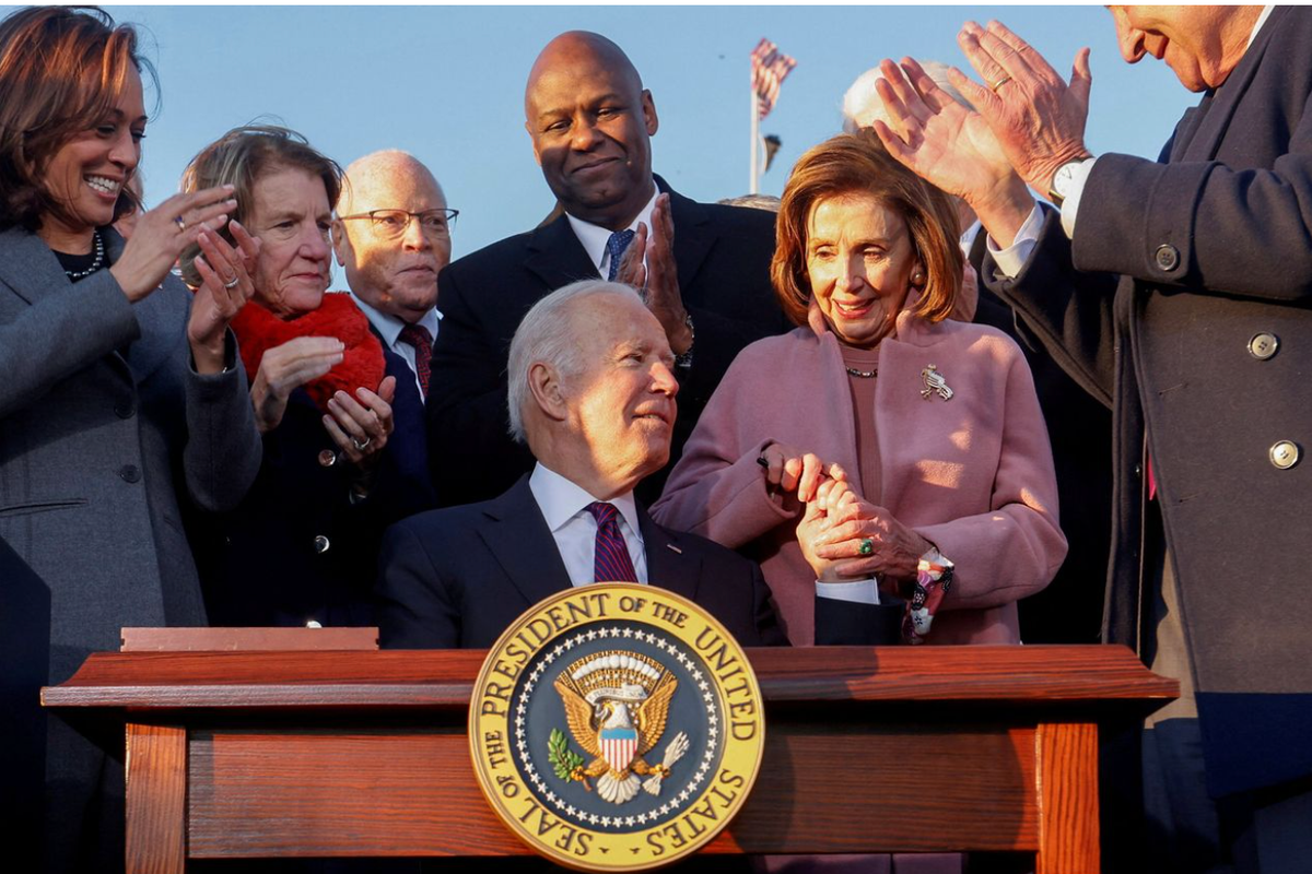 America Has Only One Healthy Political Party